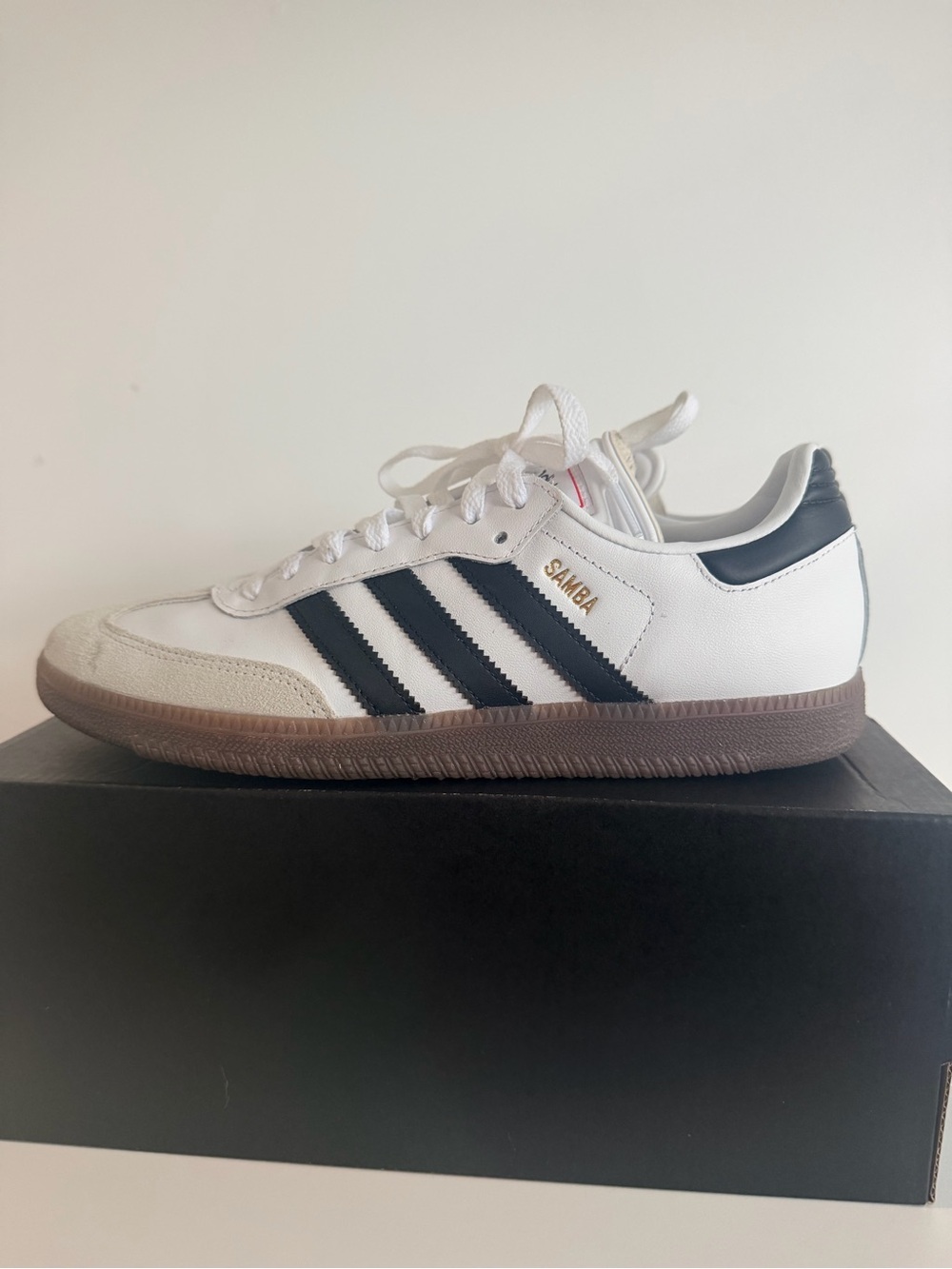 Adidas - Picture 3 of 8